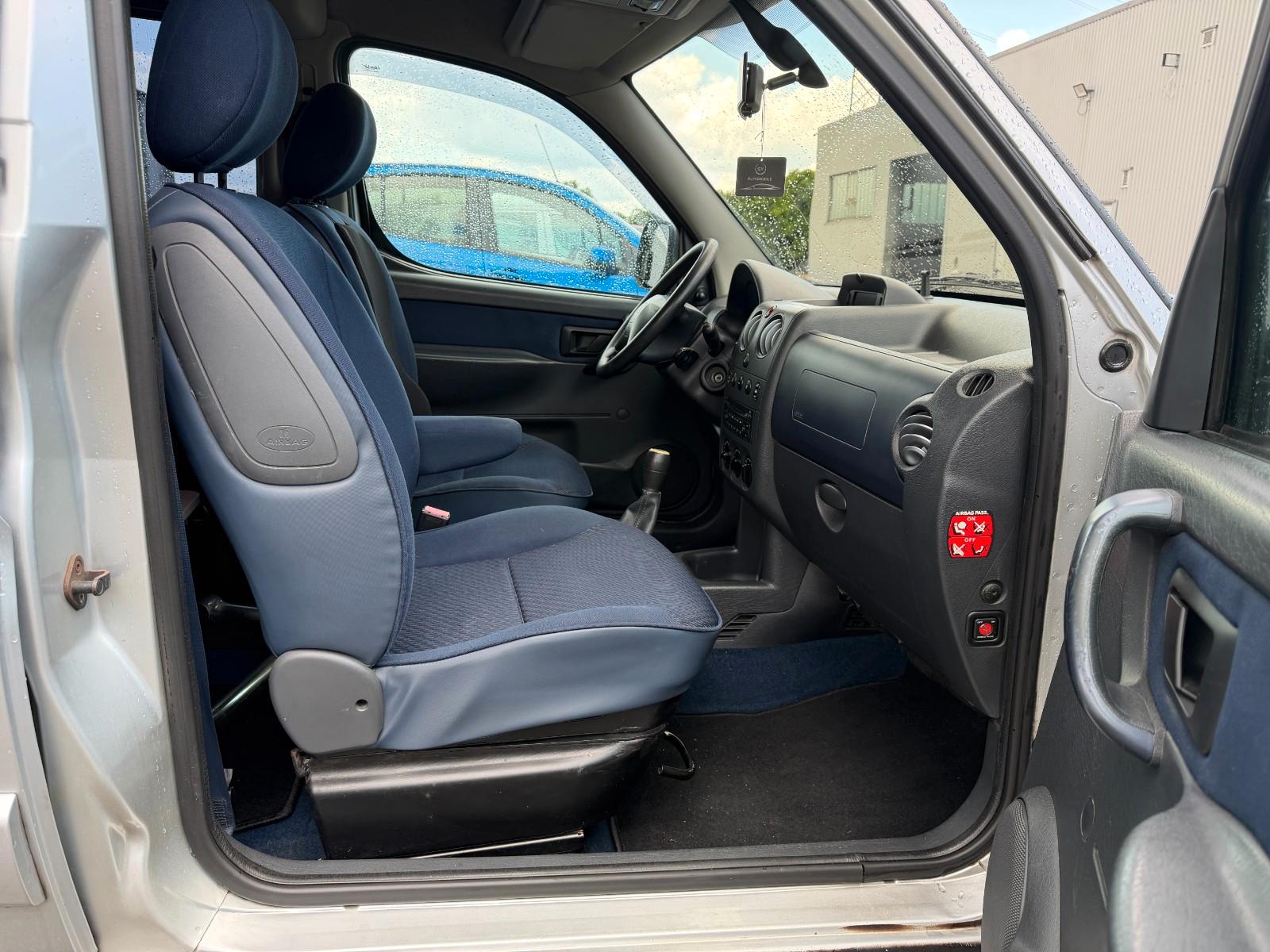 Citroën Berlingo HDi90 Multispace Plus*CAMPER-KÜCHE-BETT
