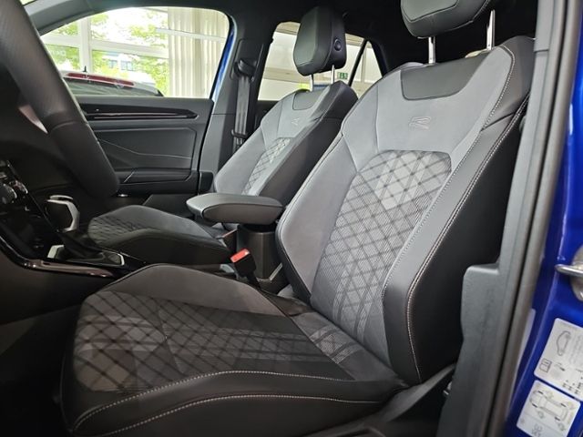 Fahrzeugabbildung Volkswagen T-Roc 1.5 TSI DSG R-Line AHK KLIMA NAVI TOP-SPOR