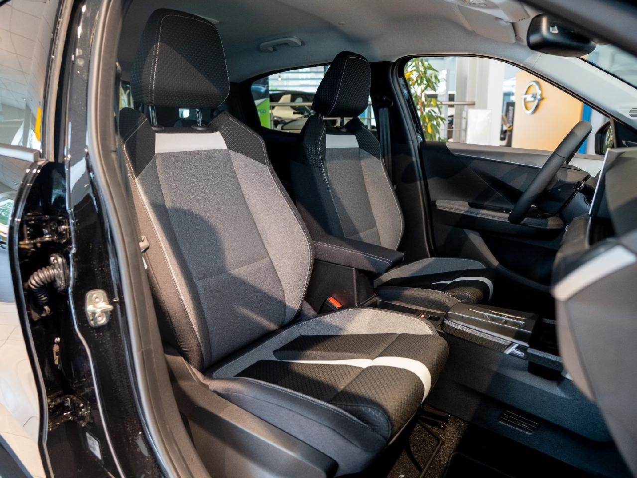 Fahrzeugabbildung Opel Frontera GS 1.2 100kW
