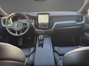 Volvo XC60 Plus Black Edition T6 Recharge Plug-In Hybr