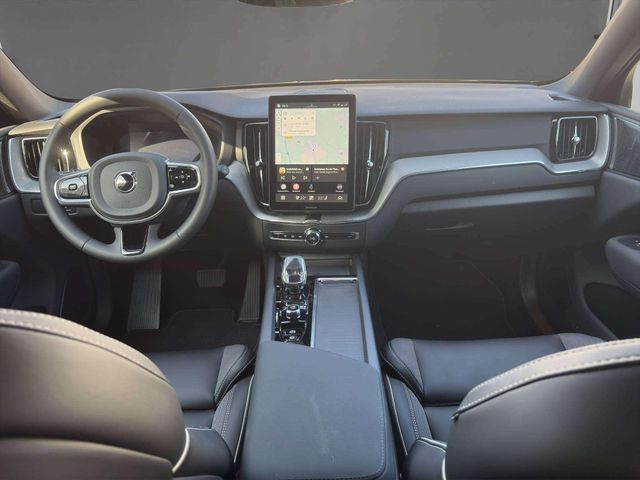 Volvo XC60 Plus Black Edition T6 Recharge Plug-In Hybr