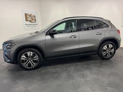 MERCEDES-BENZ GLA 220d 4M*MULTIBEAM*NIGHT*NAVI*KAMERA*OFF-ROAD MERCEDES-BENZ GLA 220d 4M*MULTIBEAM*NIGHT*NAVI*KAMERA*OFF-ROAD