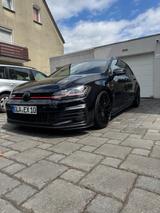 Volkswagen Golf 7 GTI  2.0 TSI DSG - Volkswagen Golf: 7 GTI