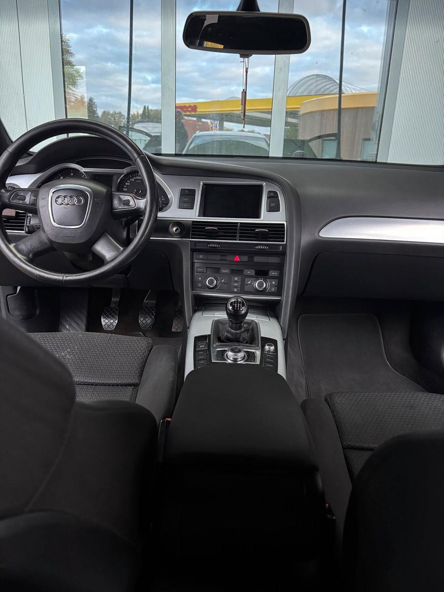 Audi A6 2009 — photo 8