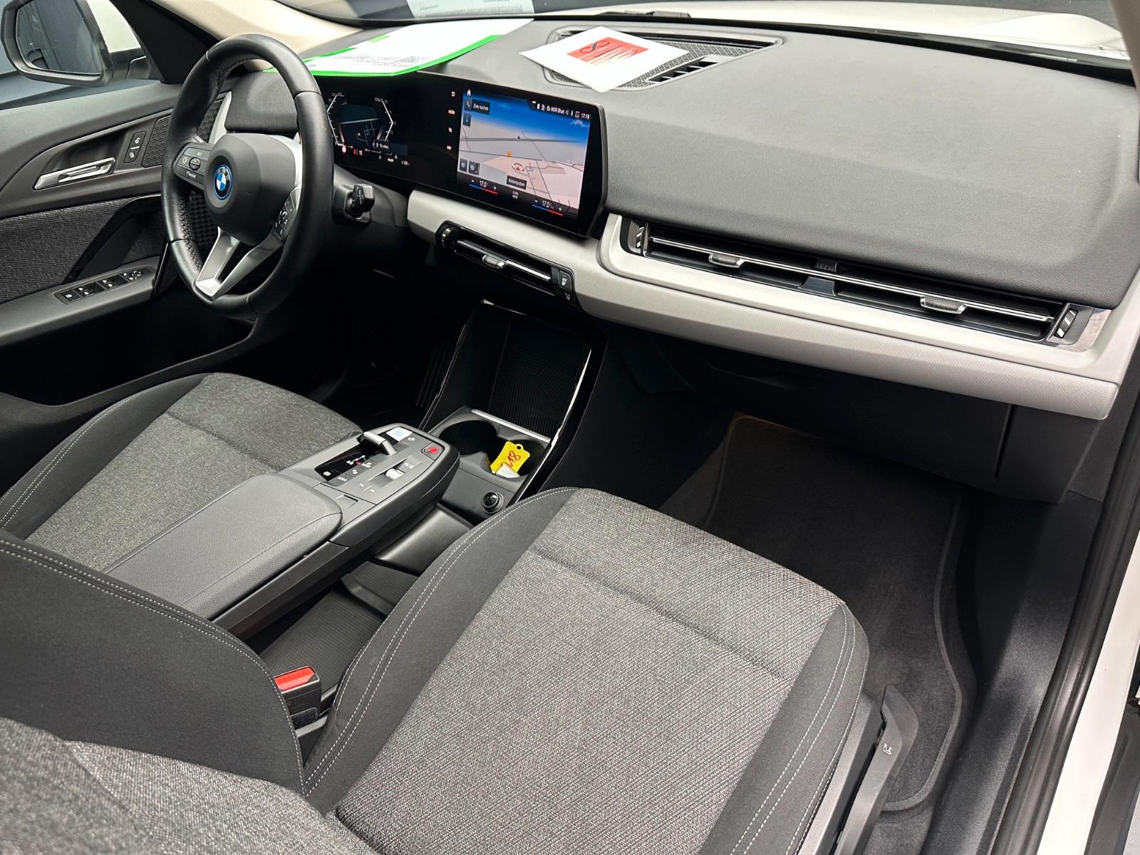 BMW iX1 xDrive30 *NAVI*KAMERA*Sitzhzg*Alexa*, миниатюра 11