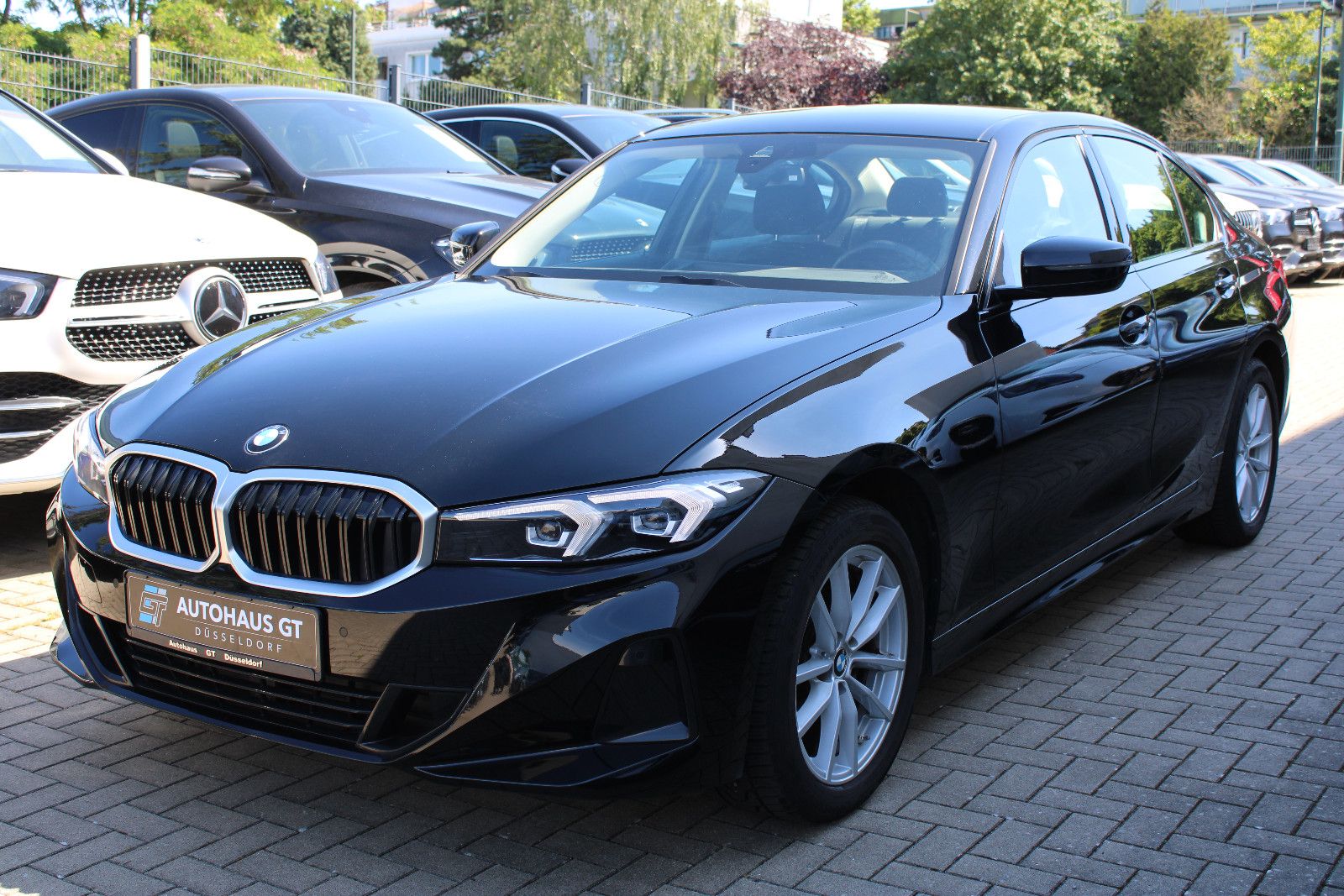 BMW 318i Limousine/Navi/Tempomat/Sitzhzg/WideScreen foto 6