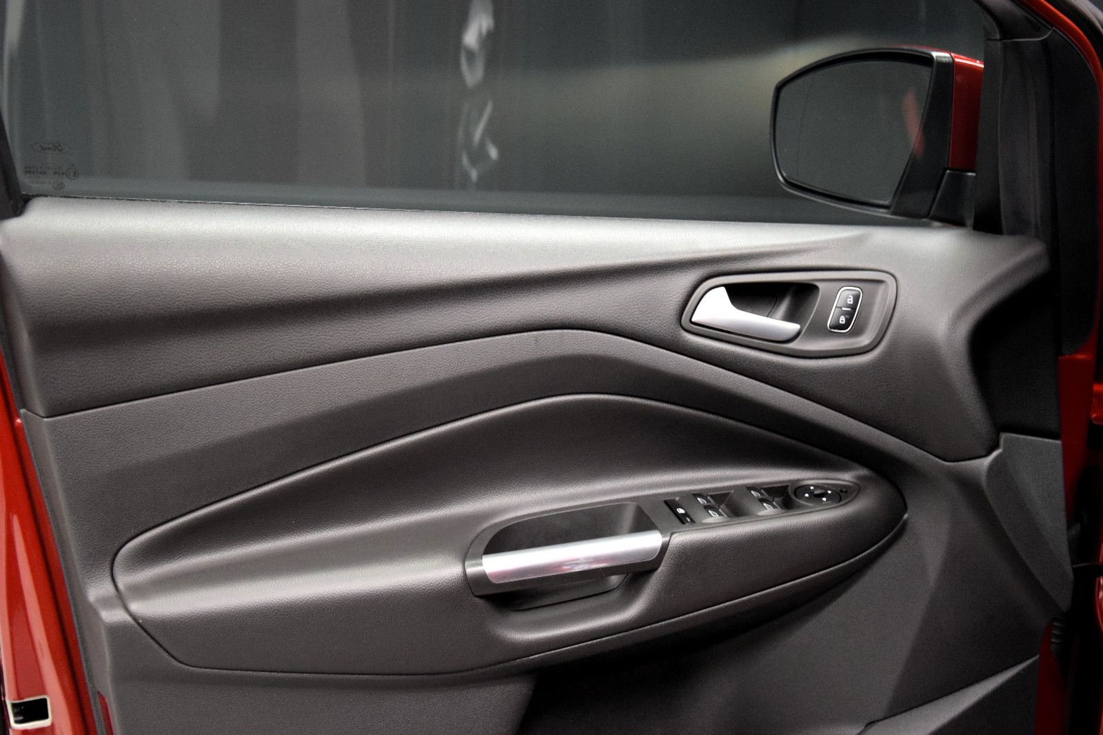 Fahrzeugabbildung Ford Kuga ST-Line Tempomat Kamera PDC Bi-Xenon el.Hkl