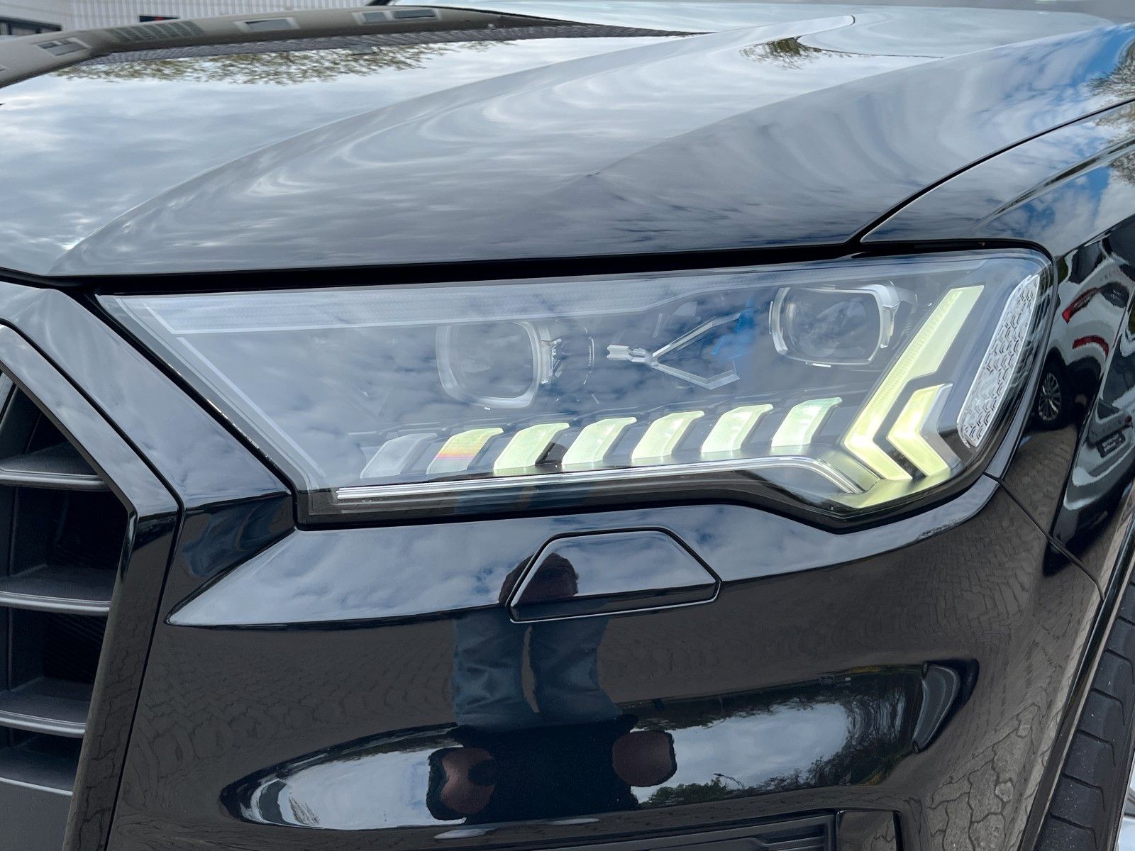 Fahrzeugabbildung Audi SQ7 4.0 TDI quattro*B&O*Pano*HuD*ViCo*LHZ*SHZ*