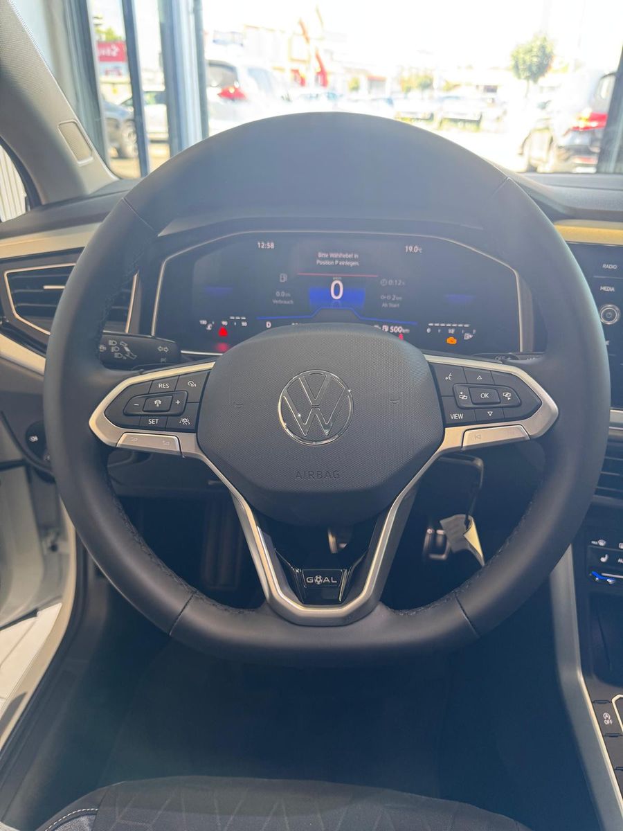 Fahrzeugabbildung Volkswagen Taigo Goal /1.HAND/WENIG KM/GARANTIE/CARPLAY