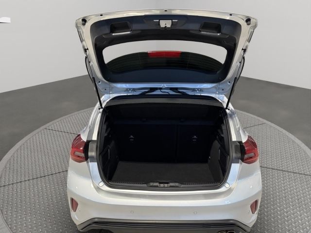 Fahrzeugabbildung Ford Focus ST-Line Navi LED ACC WLAN DAB Keyless Star