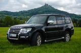 Mitsubishi Pajero 3,2 DI-D 4WD Top Automatik Top - gebrauchte Mitsubishi Pajero aus dem Jahr 2017