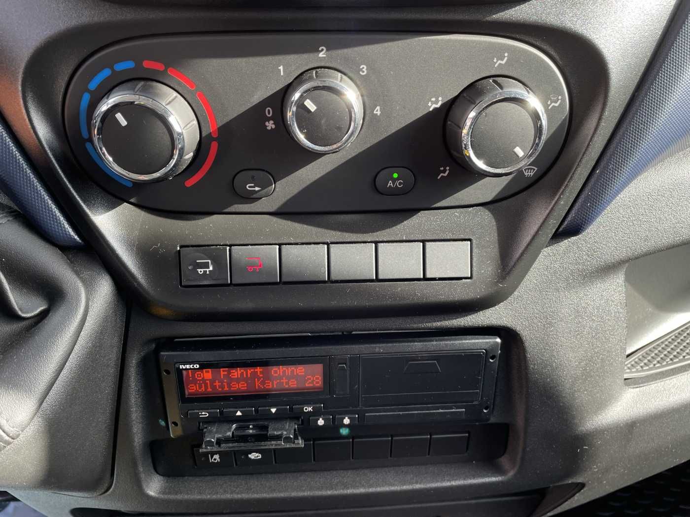 Fahrzeugabbildung Iveco Daily 50 C 18 A8  *Kühlkoffer*LBW*Automatik*