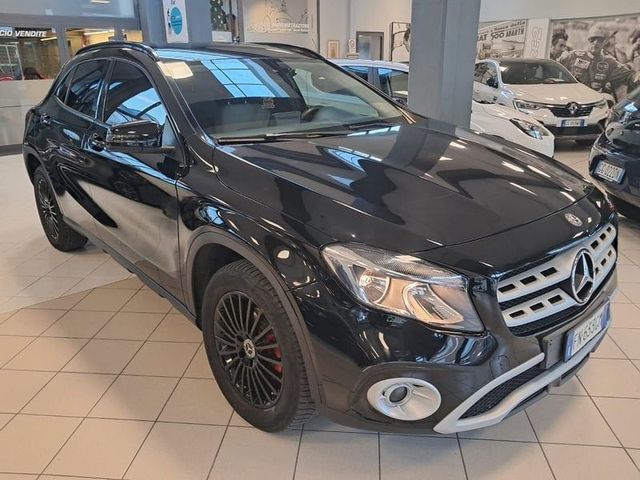 Mercedes-Benz GLA GLA 200 d Business