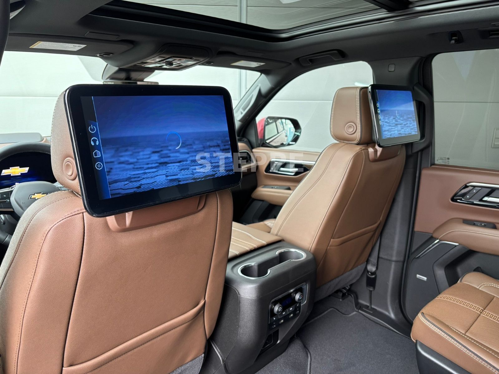 Chevrolet MY26 Suburban 6,2 High Country AHK  24" Luftfed.