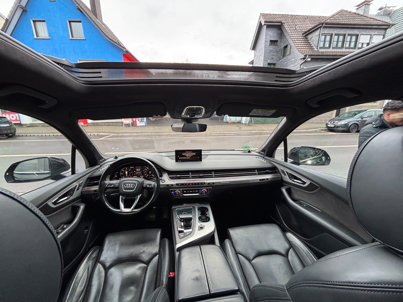 Fahrzeugabbildung Audi Q7 3.0 TDI E-tron *S-Line*B&O-3D*Pano*HUD*360°