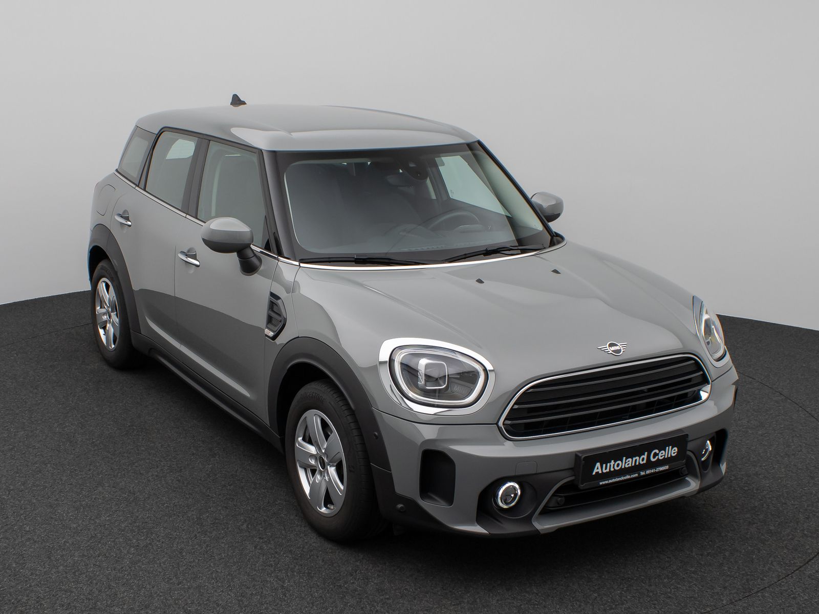 Fahrzeugabbildung MINI One Countryman Essential Trim Kamera AHK LED