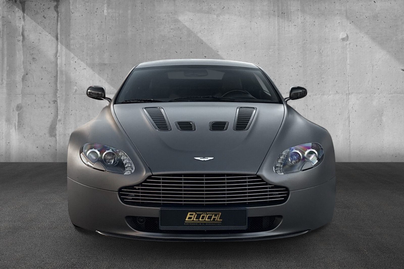 Fahrzeugabbildung Aston Martin V8 Vantage*Handschalter*Deutsches Auto