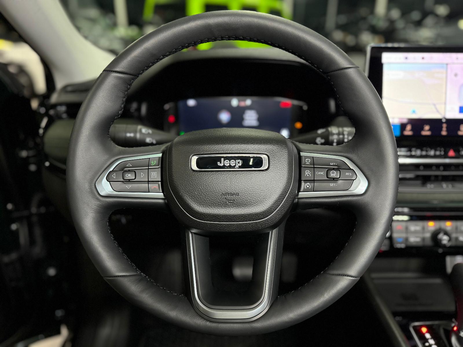 Jeep MildHybrid North Star Pano Safe/Park-Package