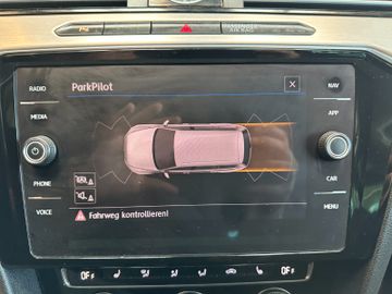 Volkswagen Passat Variant *Keyless*LED*NAVI*ACC*3-Zonen*