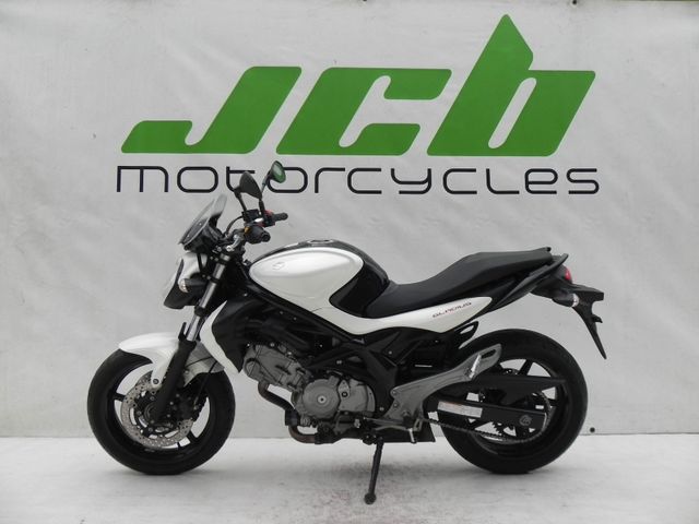 Suzuki SFV 650 Gladius ABS