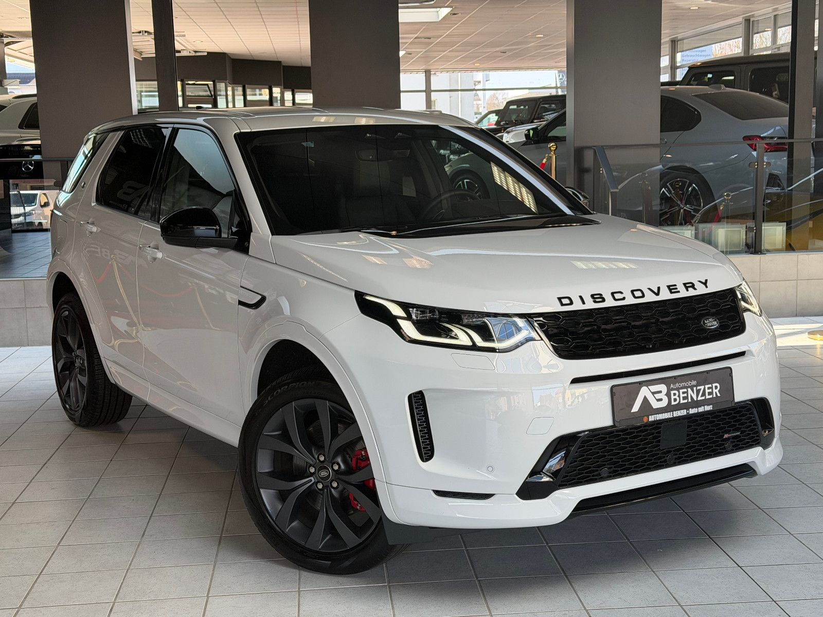 Fahrzeugabbildung Land Rover Discovery Sport R-Dynamic /MERIDIAN/CARPLAY/KAM