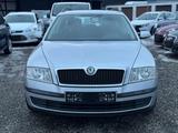 Skoda Octavia Combi Ambiente/Klima /Ahk/1Hand - Skoda Octavia aus 2008: Kombi