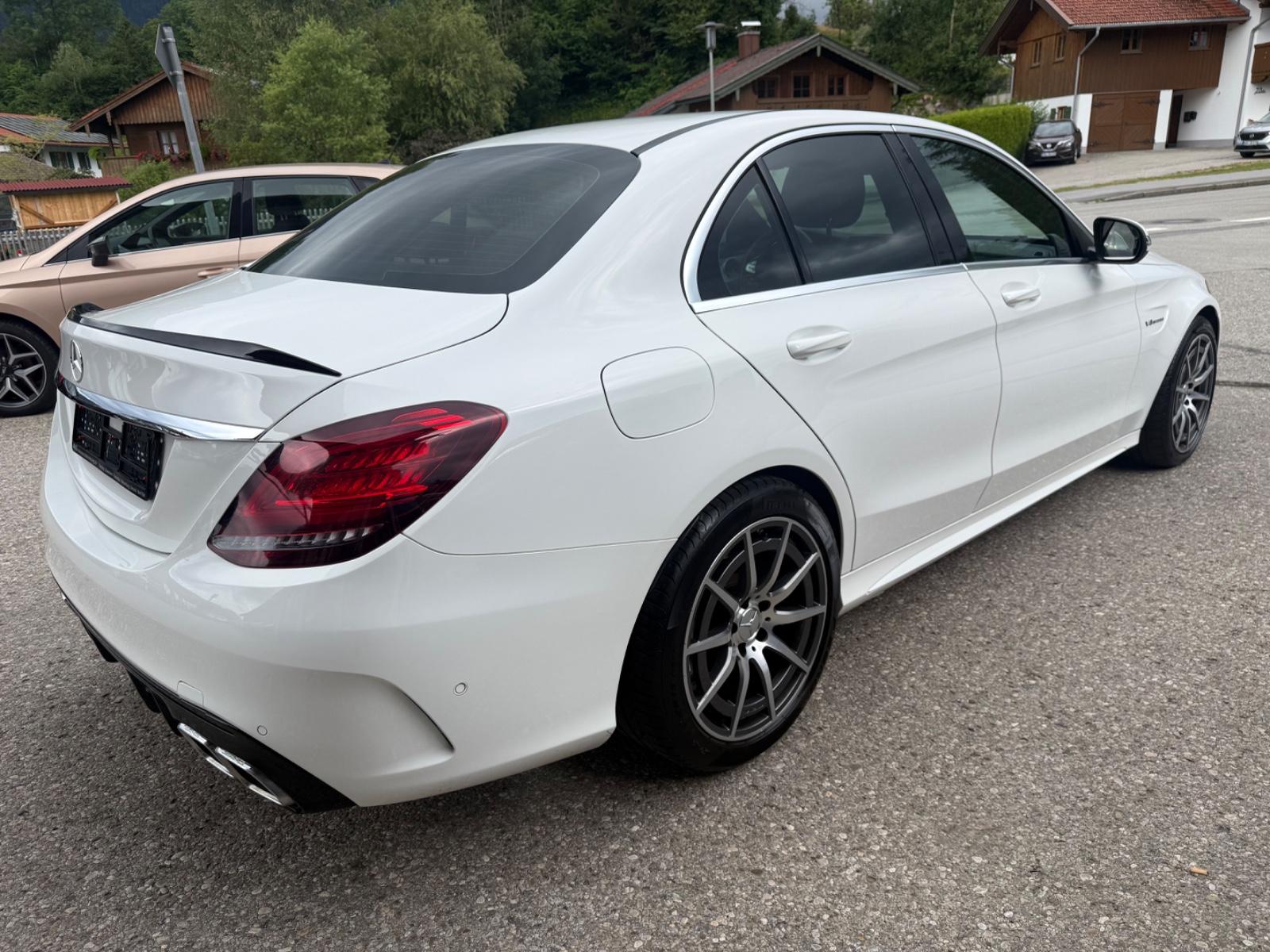 Mercedes-Benz C-Class C Limousine C 63 AMG, миниатюра 25