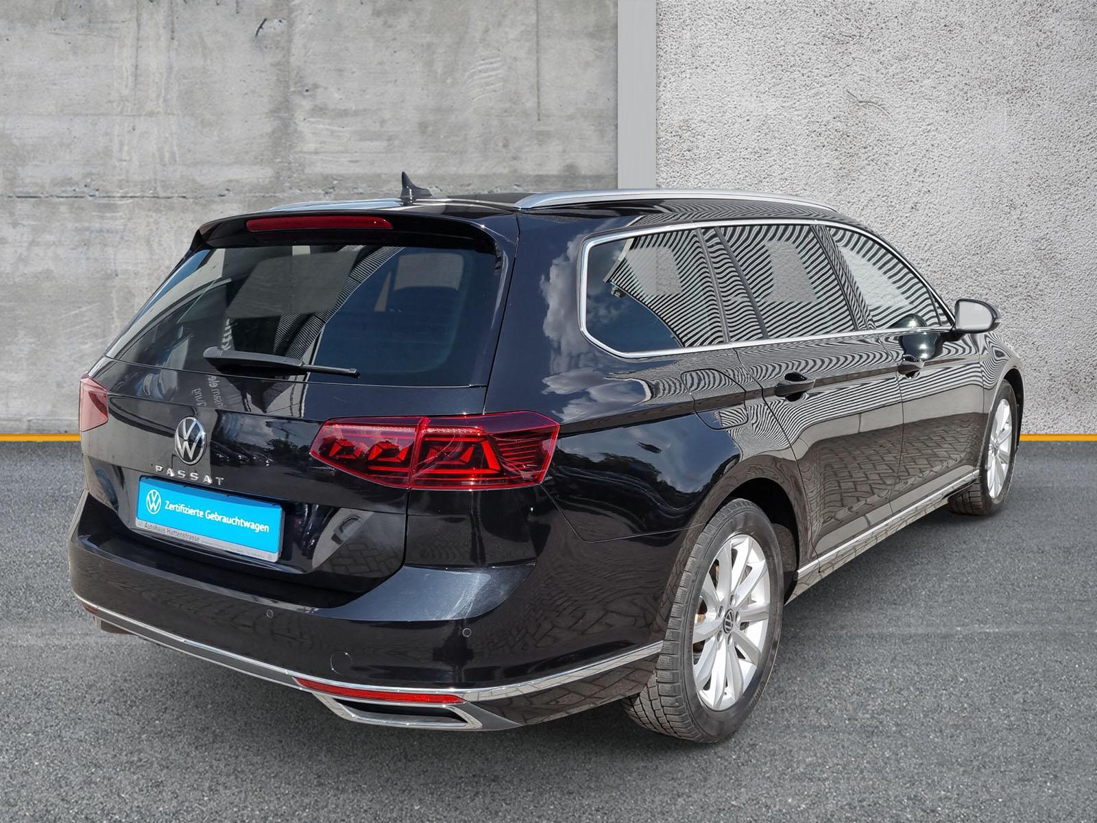 Volkswagen Passat Variant 2.0 TDI DSG Elegance AHK KAMERA M