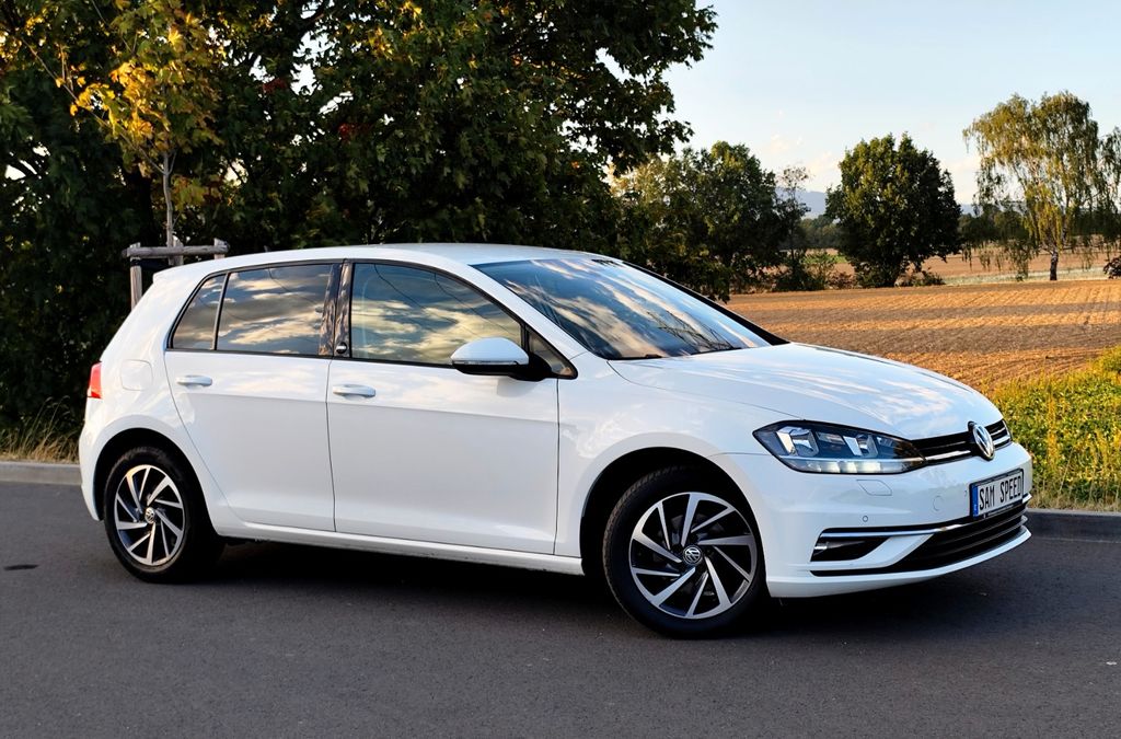 Image of Volkswagen Golf