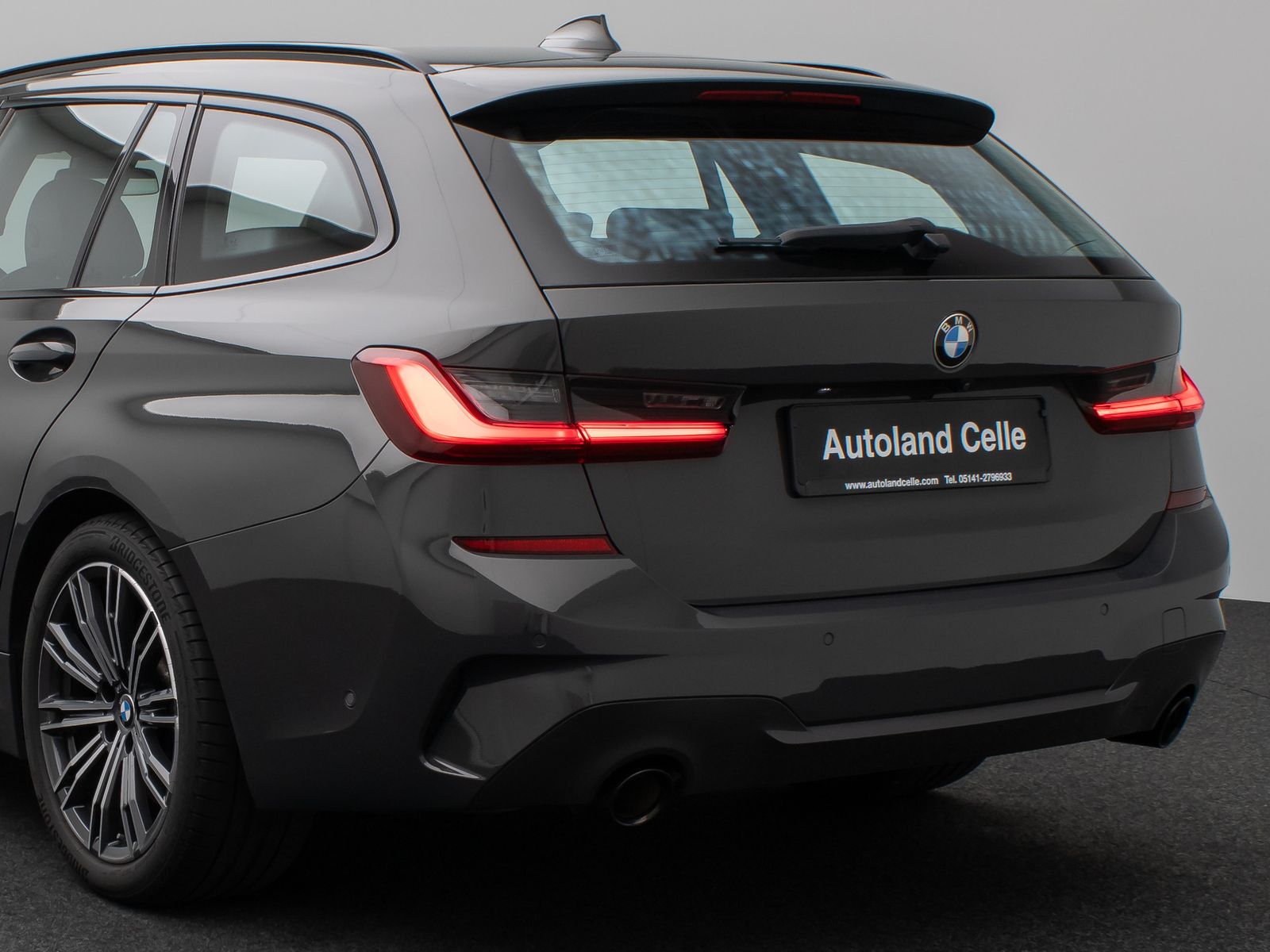 Fahrzeugabbildung BMW 330d xD M Sport Laser Kamera HUD HiFi Komfort