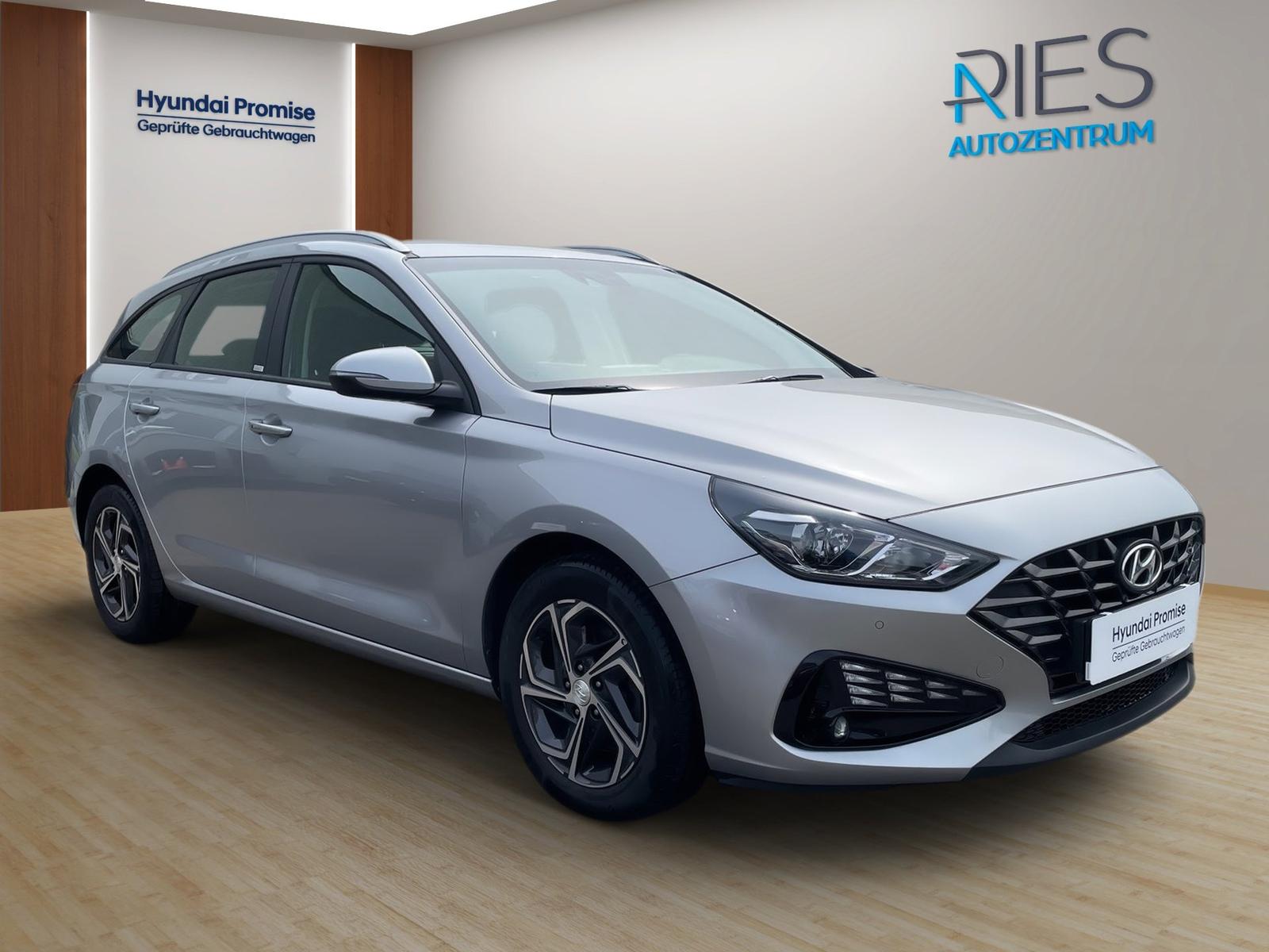 Hyundai i30 cw 1.6 CRDi (DPF) Trend KlimaA*SHZ*2xKlima