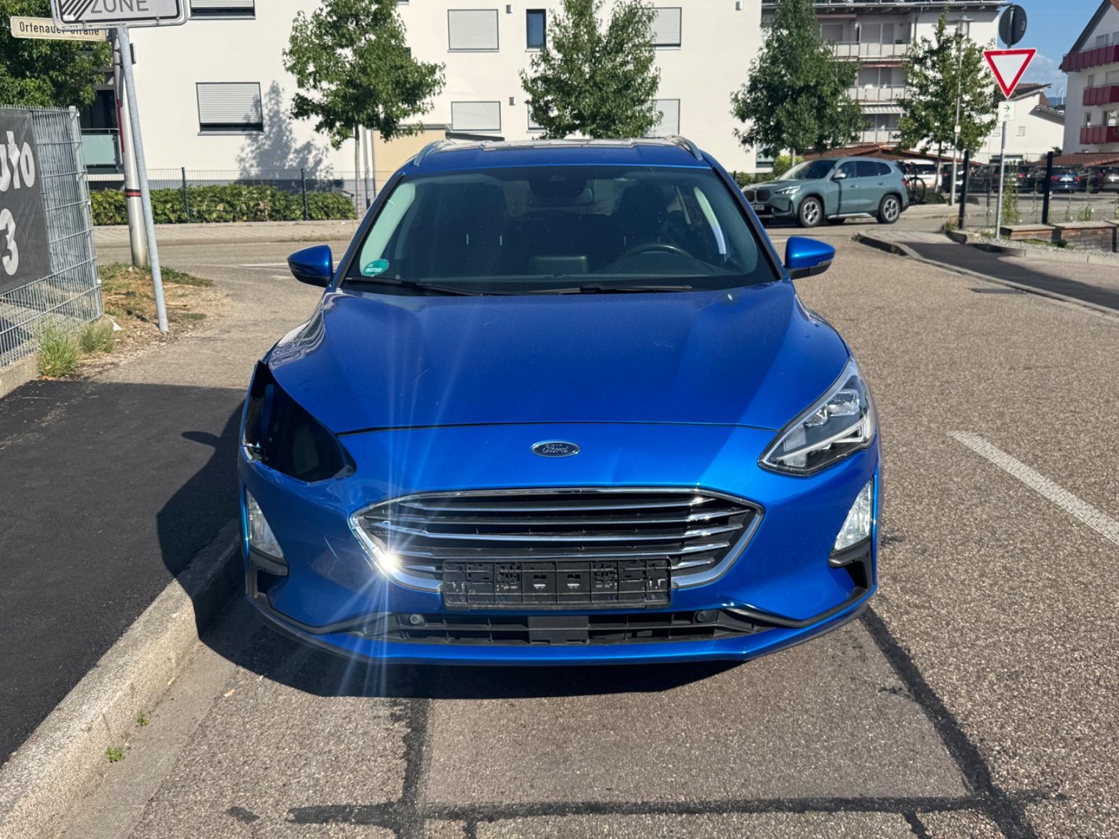 Ford Focus Turnier Titanium TÜV NEU / 1-Hand
