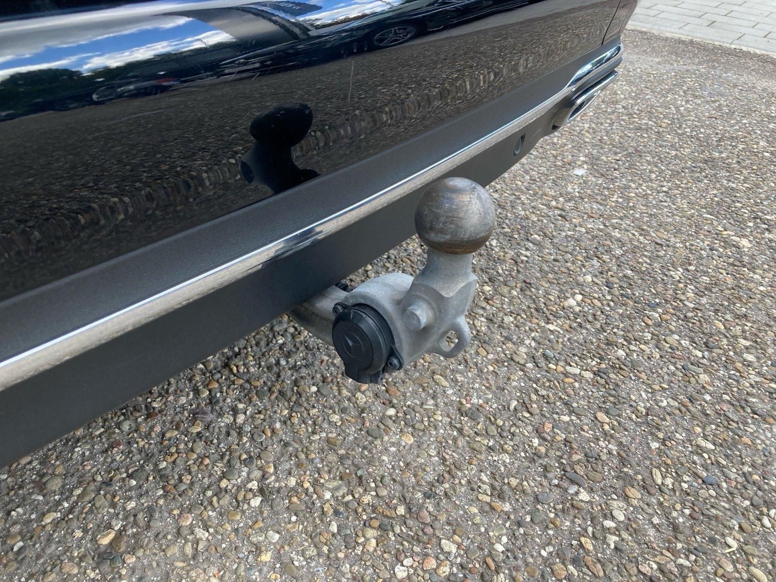 Fahrzeugabbildung Mercedes-Benz E 300 T de Avantgarde*Distronic*AHK*Totwink*Cam*