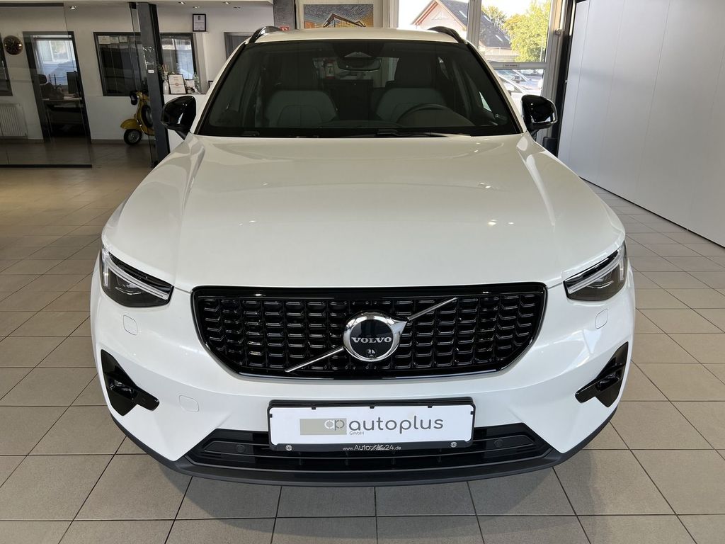 Volvo XC40 B3 Plus Dark ACC BLIS 360° H/K LED Navi SHZ