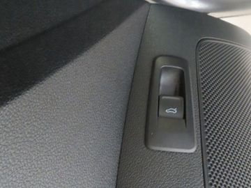 Fotografie 15 des Skoda Karoq Sportline 1.5 DSG Navi AHK 5-J.Garantie