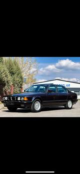 BMW 750i v12  - BMW 750: 750i V12