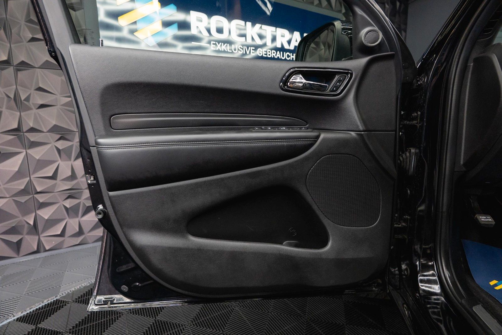 Fahrzeugabbildung Dodge Durango 3.6 V6 GT 4x4 Night-Paket Unfallfrei 19%