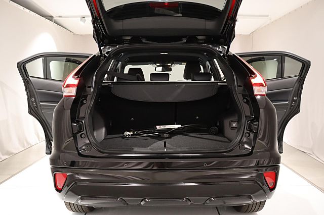 Eclipse Cross Plus SELECT Black Hybrid 4WD KAMER