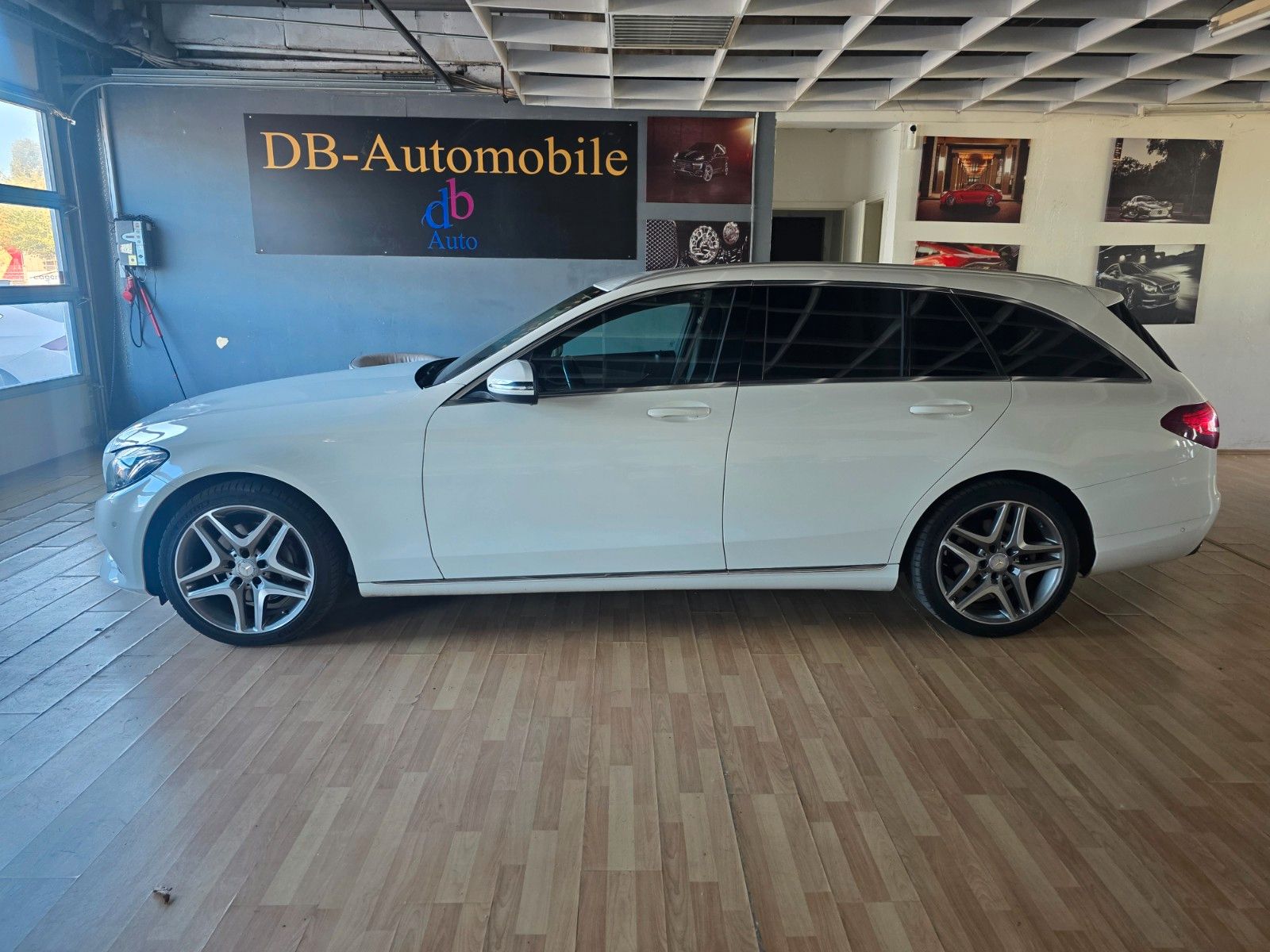 MERCEDES-BENZ C 250