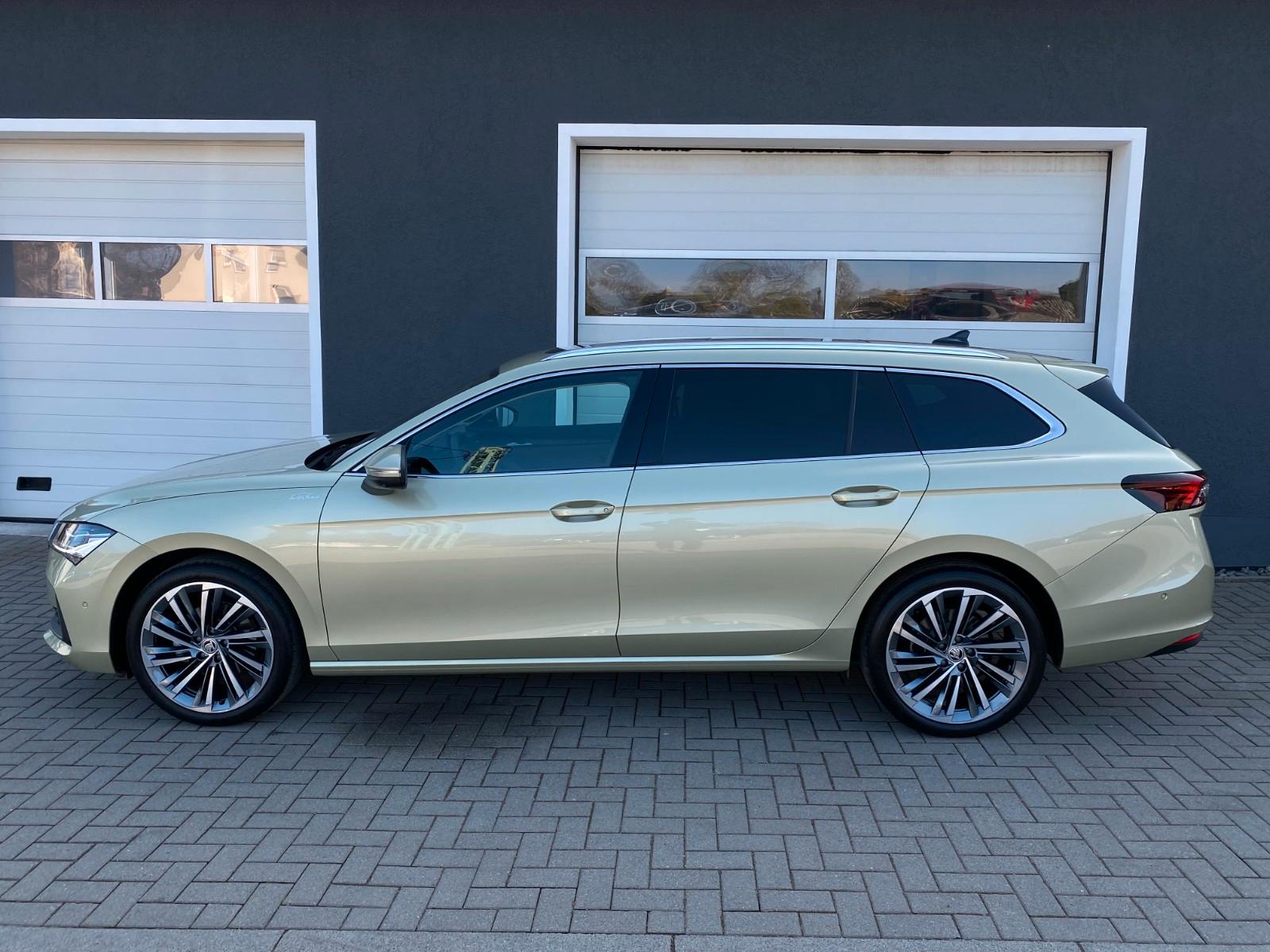 Skoda SUPERB COMBI L&K 4x4 SUITE*VOLL*GARANTIE-06/2029