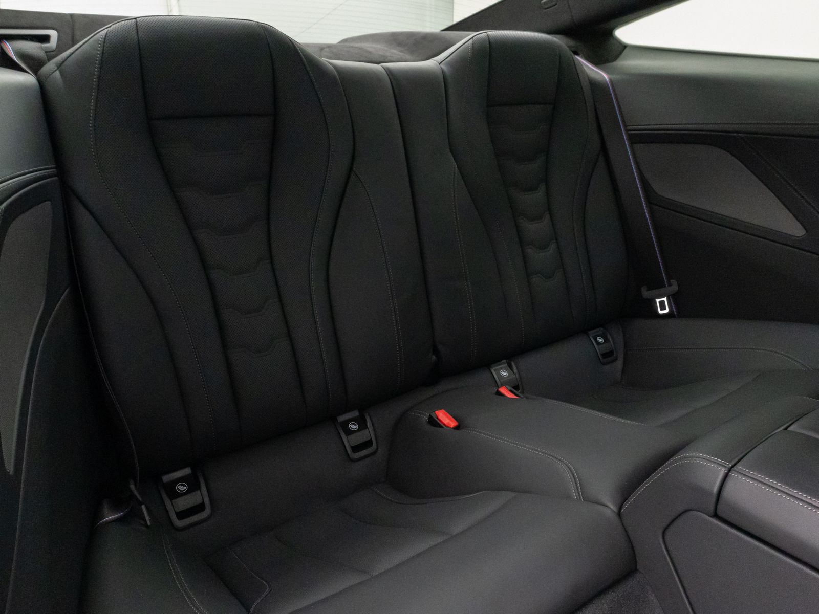 Fahrzeugabbildung BMW M850i xD Coupé Laser 360° HUD DAB H/K SoftCose