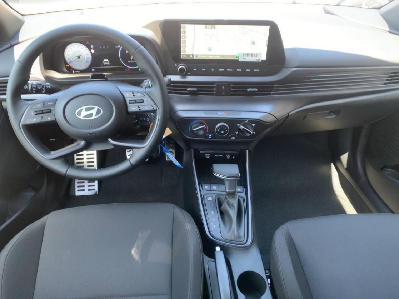Fahrzeugabbildung Hyundai BAYON Blackline 2WD bis 30.07. FAST START*