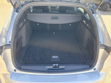 Bild 9 Opel Astra GS AT8/NAVI/SHZ+LHZ/PDC vo+hi+360Cam