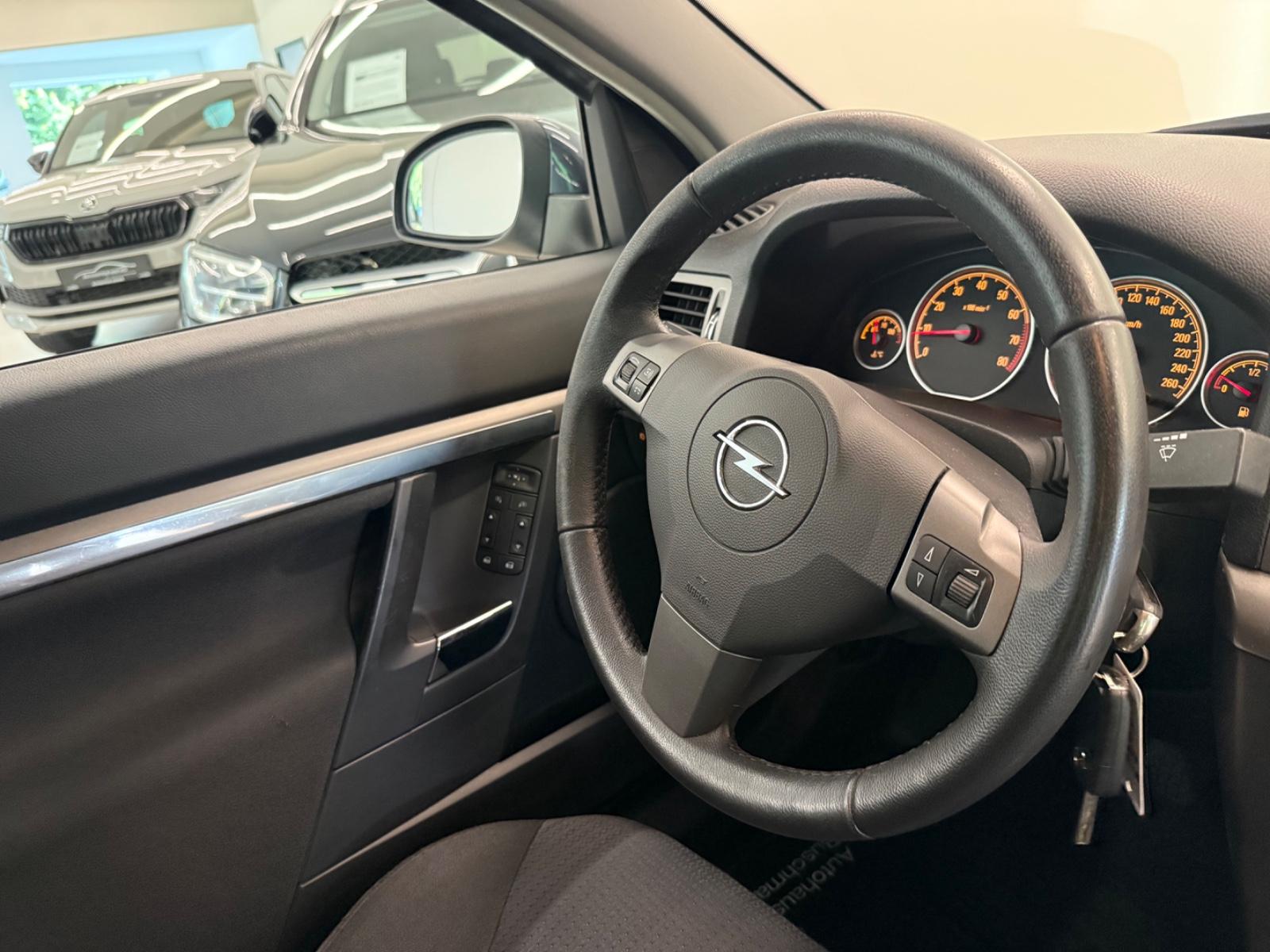 Opel Vectra 2006 — photo 10