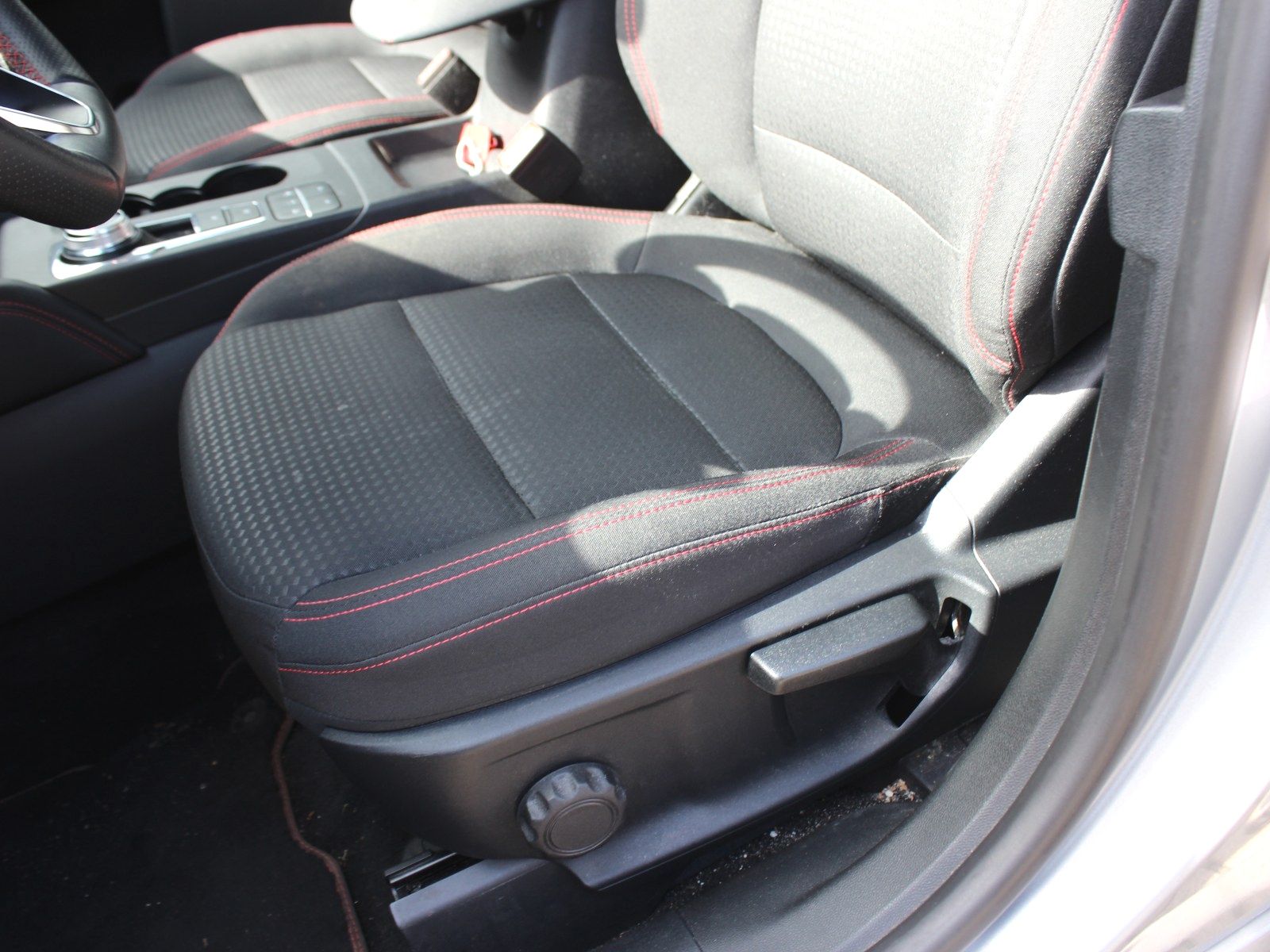 Fahrzeugabbildung Ford Kuga Plug-In Hybrid ST-Line 2,5 Duratec