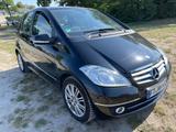 Mercedes-Benz A 160 ELEGANCE Autotronic ELEGANCE - Mercedes-Benz A 160: Elegance