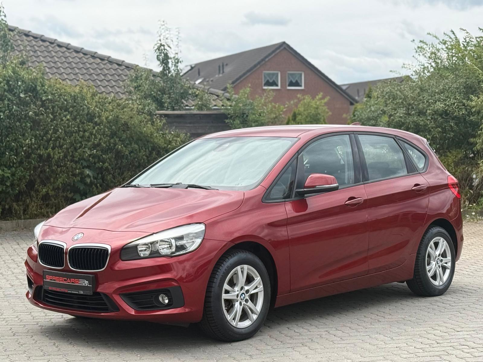 BMW 218i Active Tourer*BMW-SCHECKHEFTGEPFLEGT*