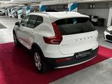 Volvo XC 40 XC40 Momentum Core*Assistente*AppleCar*1H - Volvo XC40 in Berlin