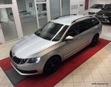 Skoda Octavia Combi Drive*AppleCarPlay*Automatic*1Hand - Skoda Octavia Drive mit Benzin-Antrieb