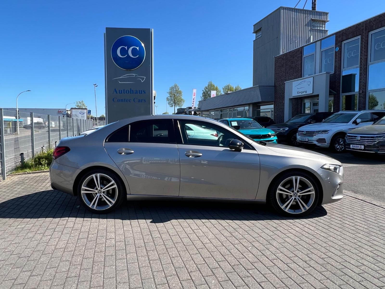 Mercedes-Benz A 200 Limousine Progressive Pano+LED+PARK+19Zoll